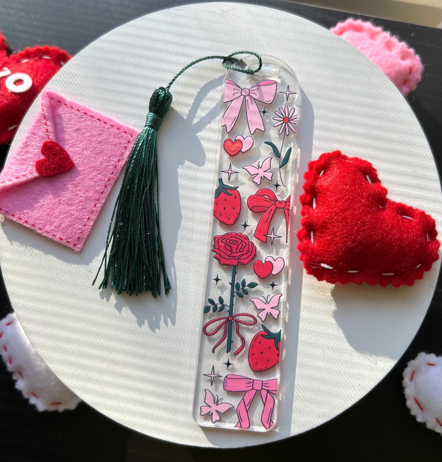 Bookmark - Romantic Bow