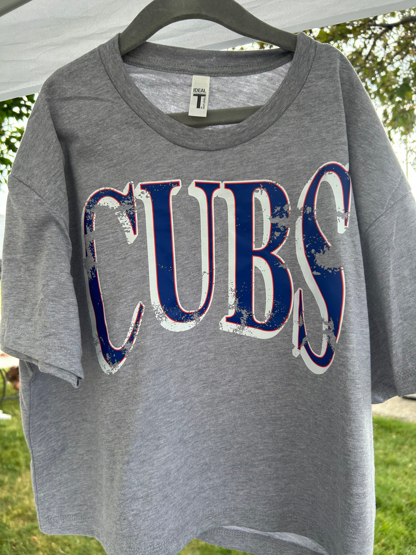CUBS Cropped T